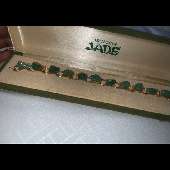 GENUINE JADE bracelet - Picture 2 of 2